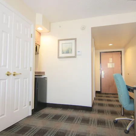 Wingate By Wyndham - Orlando International Airport- Free Hot Breakfast-3